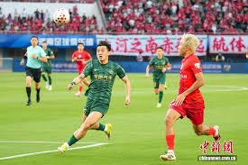 成都蓉城尽管遭遇两连败依然稳居中超积分榜首